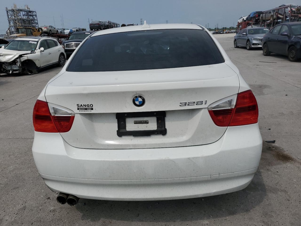 WBAVA37508NL18234 2008 BMW 328 I