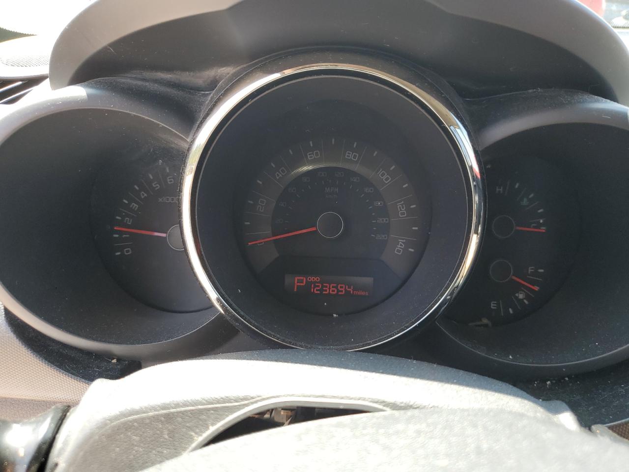 KNDJT2A22B7259266 2011 Kia Soul +