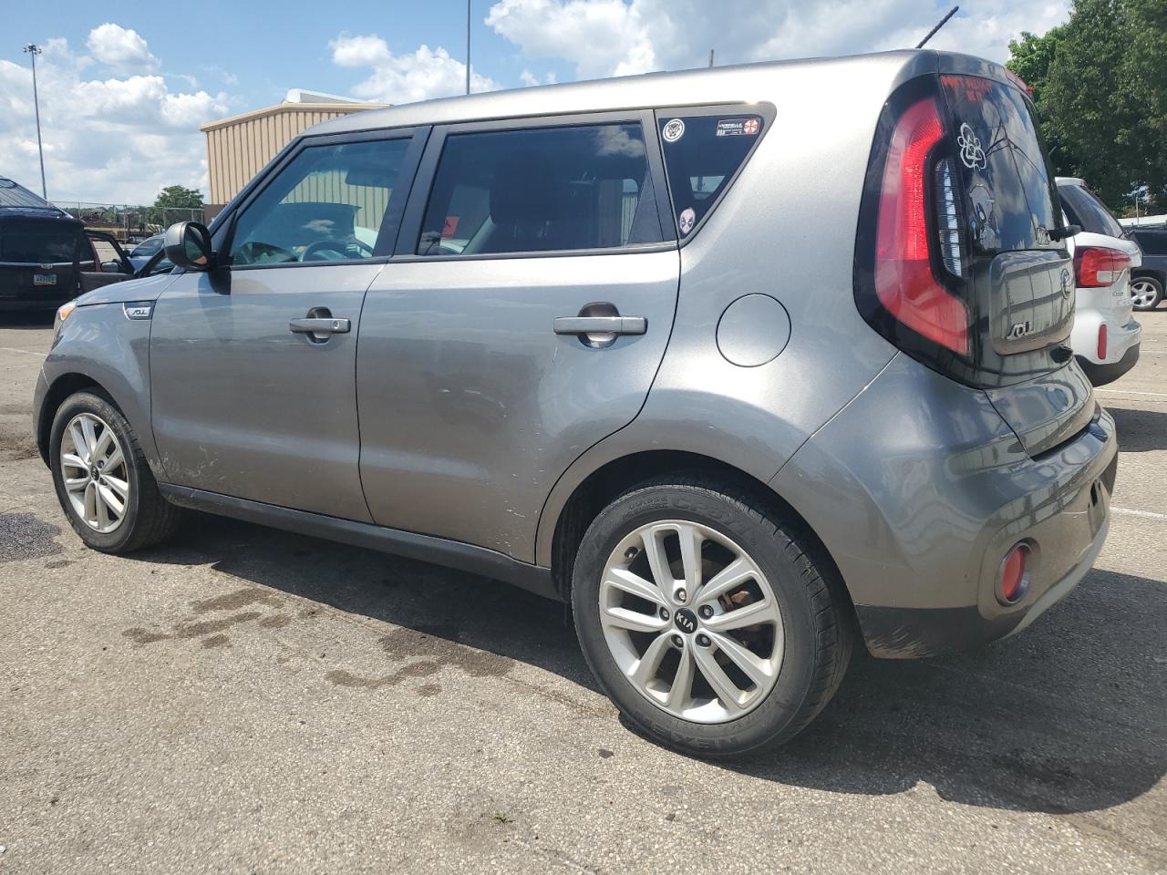 KNDJP3A58K7676976 2019 Kia Soul +