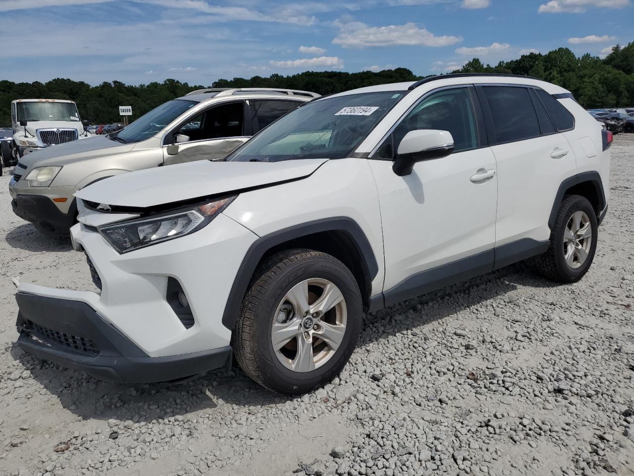 2021 Toyota Rav4 Xle vin: 2T3W1RFV4MW111909