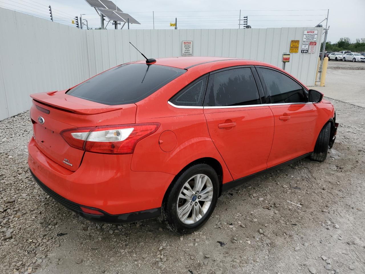 1FAHP3H29CL476505 2012 Ford Focus Sel