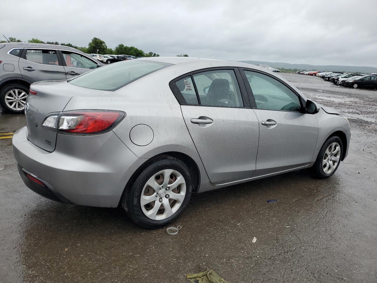 JM1BL1UF5B1412495 2011 Mazda 3 I