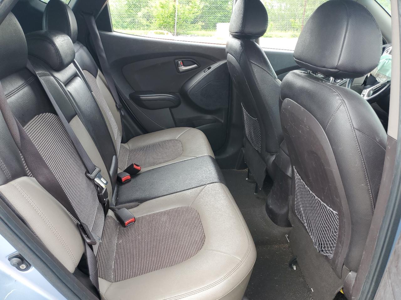 KM8JU3AC0CU500493 2012 Hyundai Tucson Gls