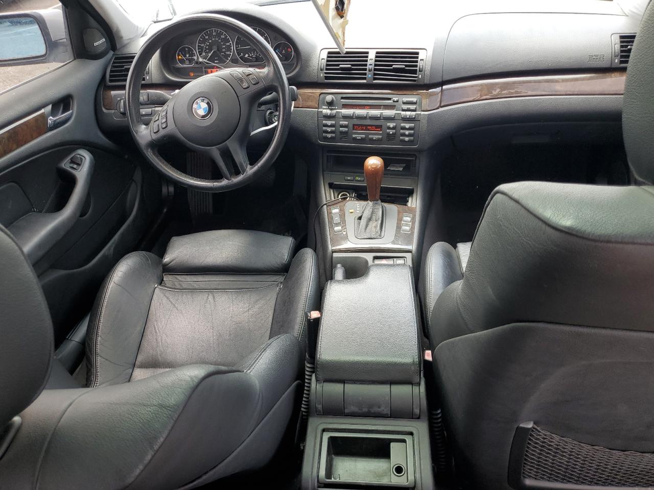 WBAEV53402KM15973 2002 BMW 330 I