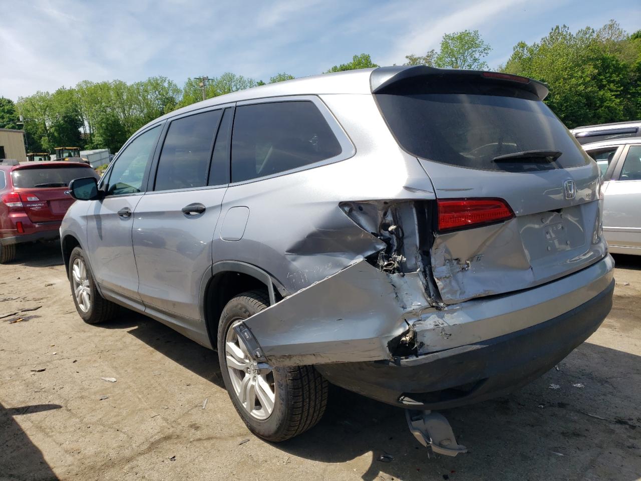 5FNYF6H15HB070012 2017 Honda Pilot Lx