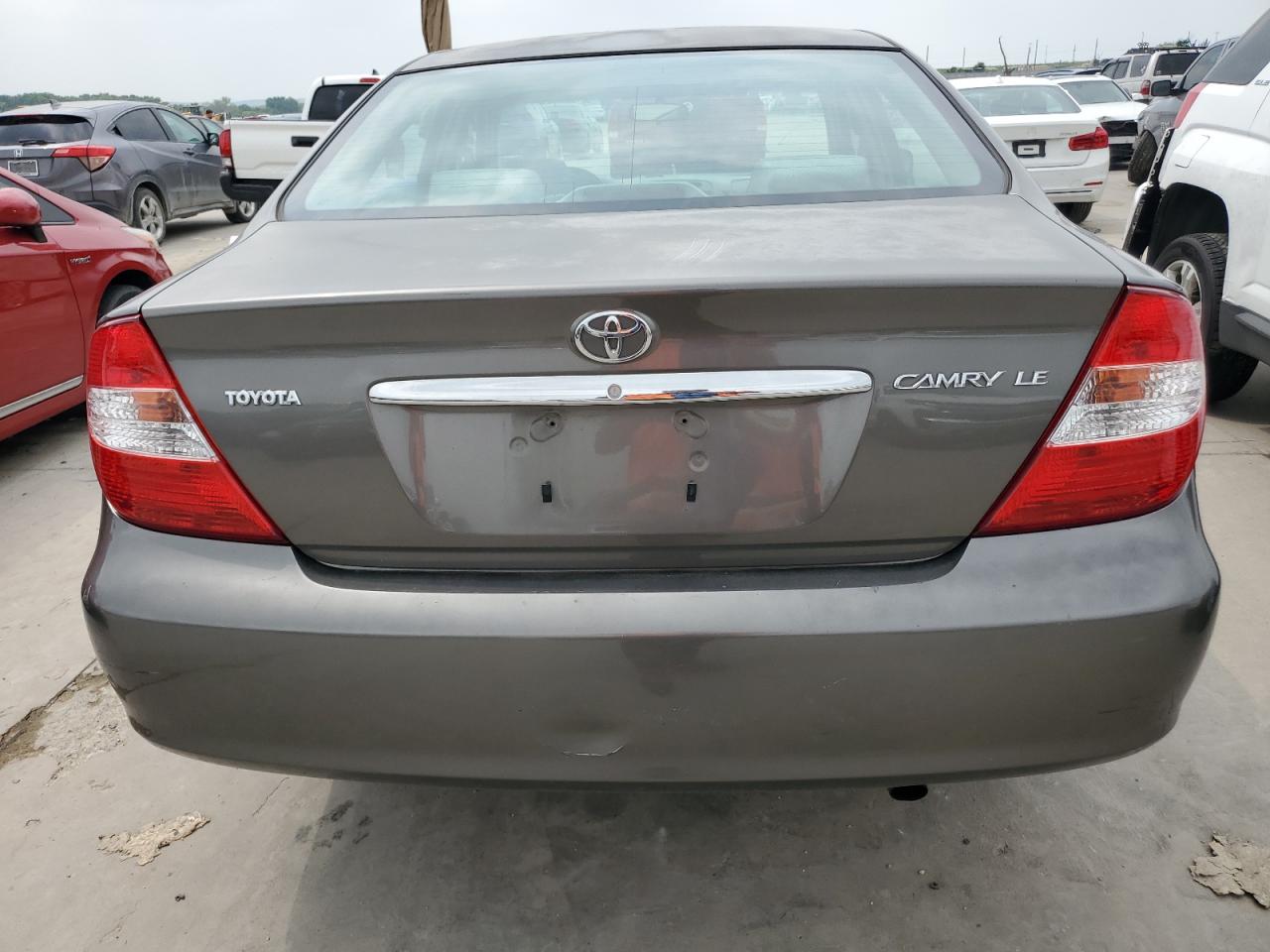 JTDBE32K440248784 2004 Toyota Camry Le