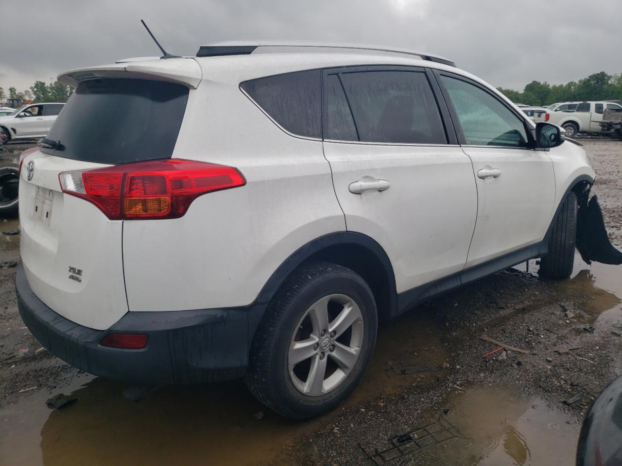 2T3RFREV1DW104089 2013 Toyota Rav4 Xle