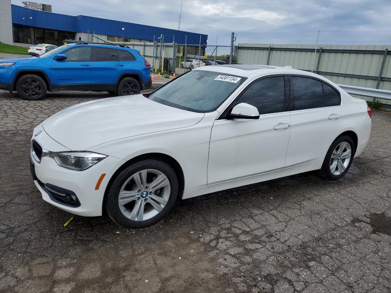 2018 BMW 330 Xi vin: WBA8D9G51JNU67331