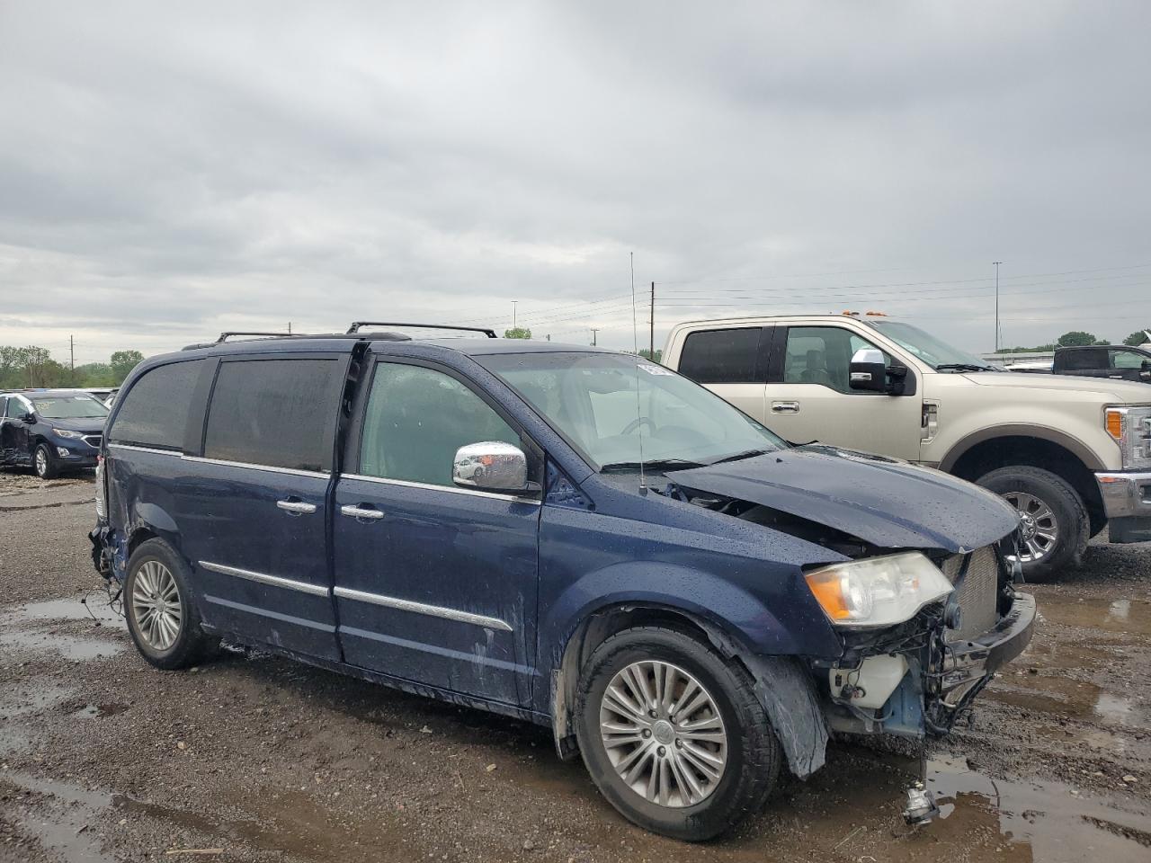 2C4RC1CG0ER310496 2014 Chrysler Town & Country Touring L