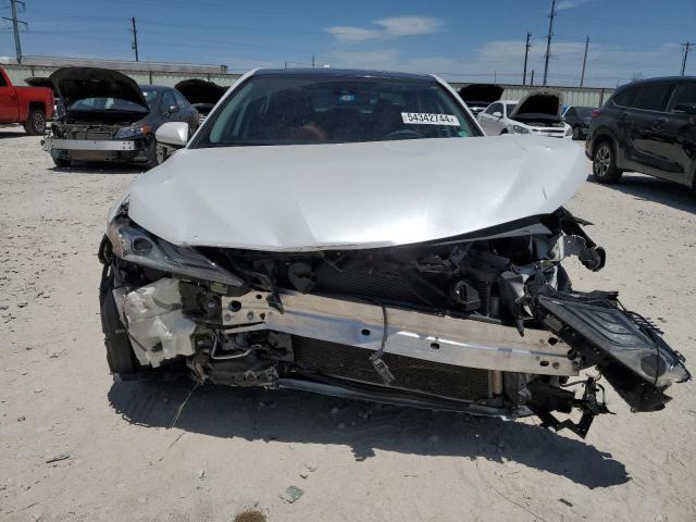 VIN 4T1B61HK6KU686216 2019 Toyota Camry, Xse no.5