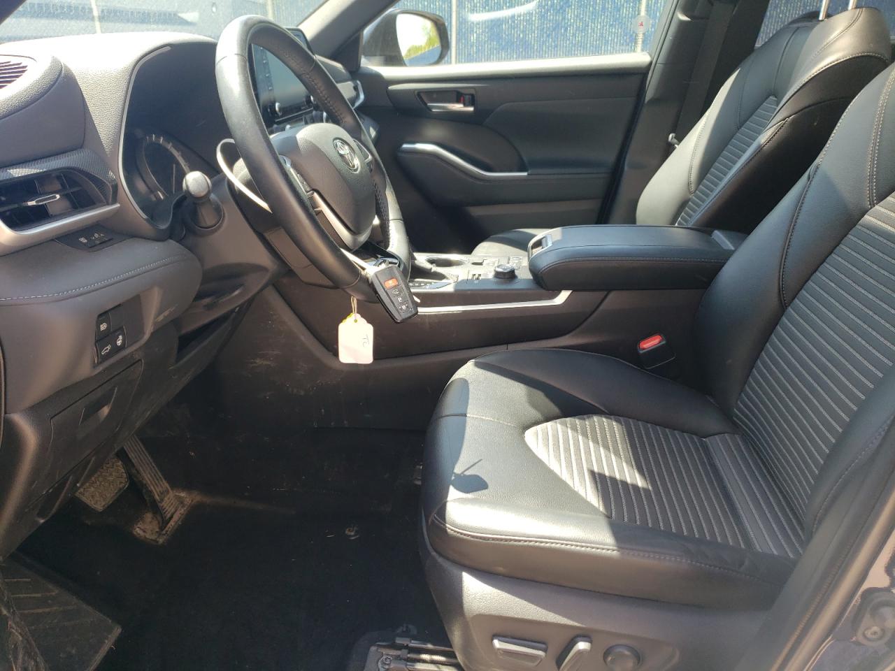 5TDLZRBH2NS249446 2022 Toyota Highlander Xse