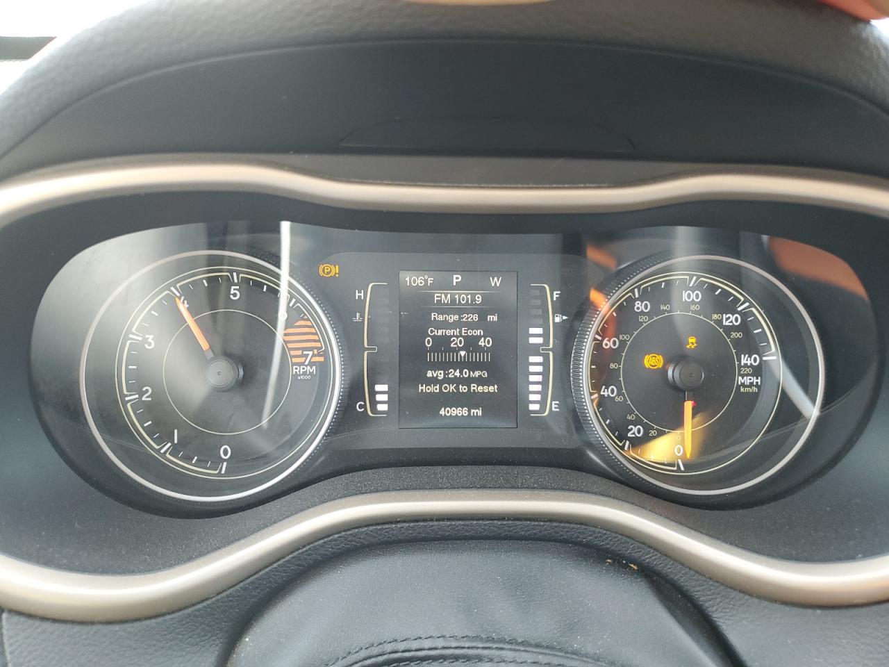 1C4PJLCB1GW222922 2016 Jeep Cherokee Latitude