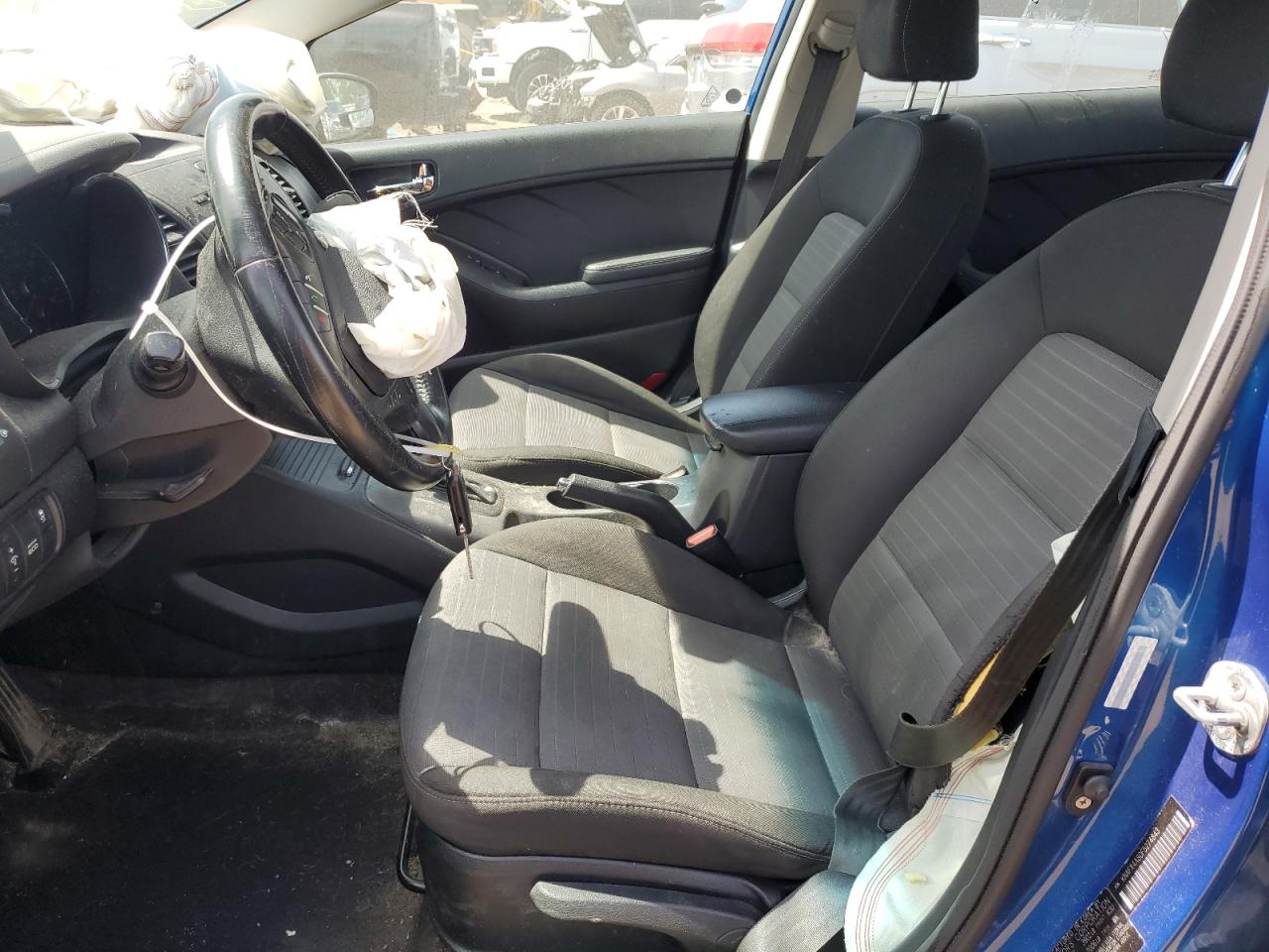 KNAFX4A80F5274843 2015 Kia Forte Ex