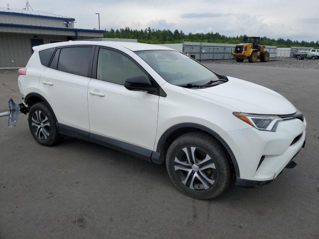 JTMBFREV9HJ711542 2017 Toyota Rav4 Le