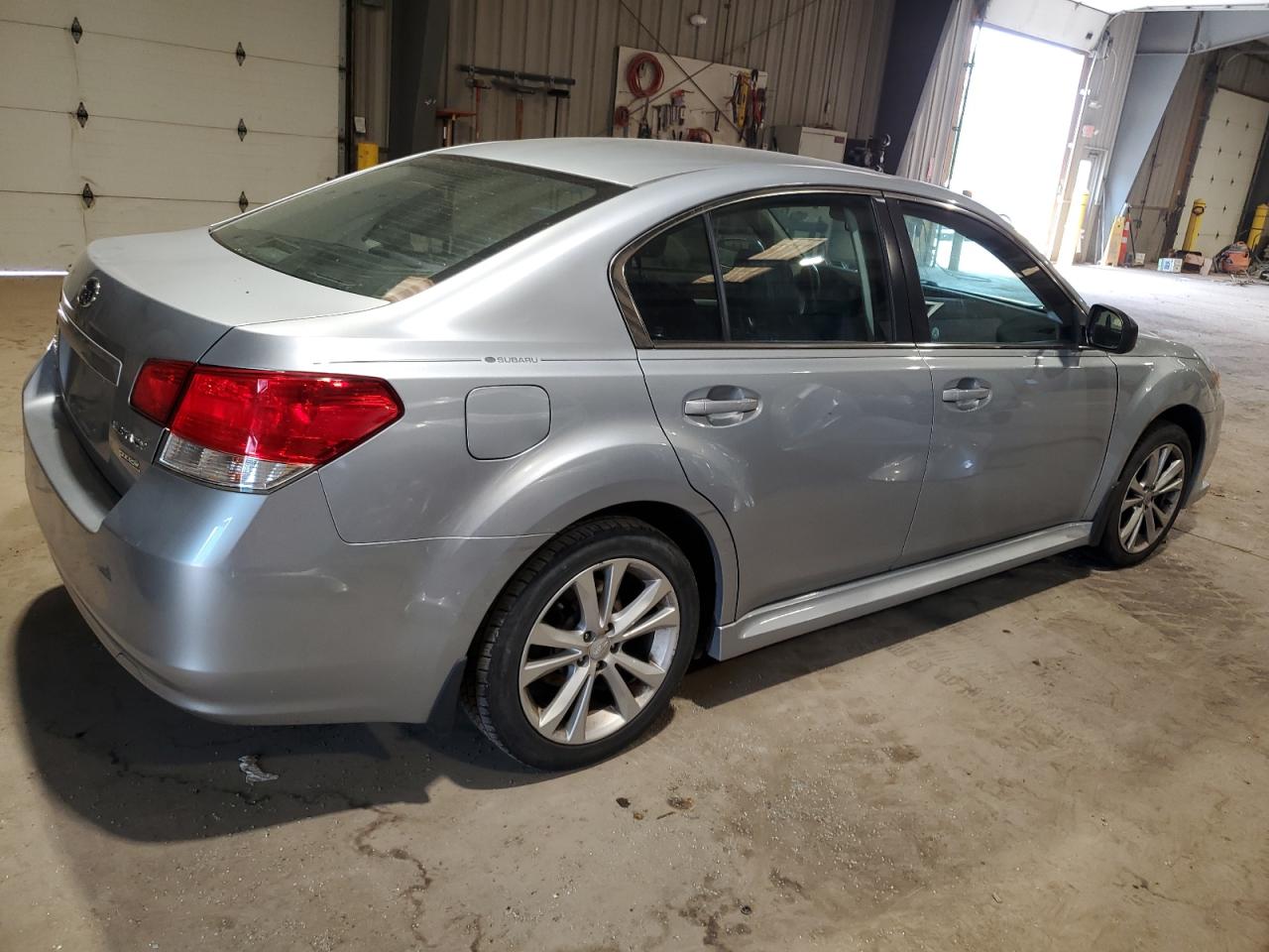 4S3BMBA60E3009136 2014 Subaru Legacy 2.5I