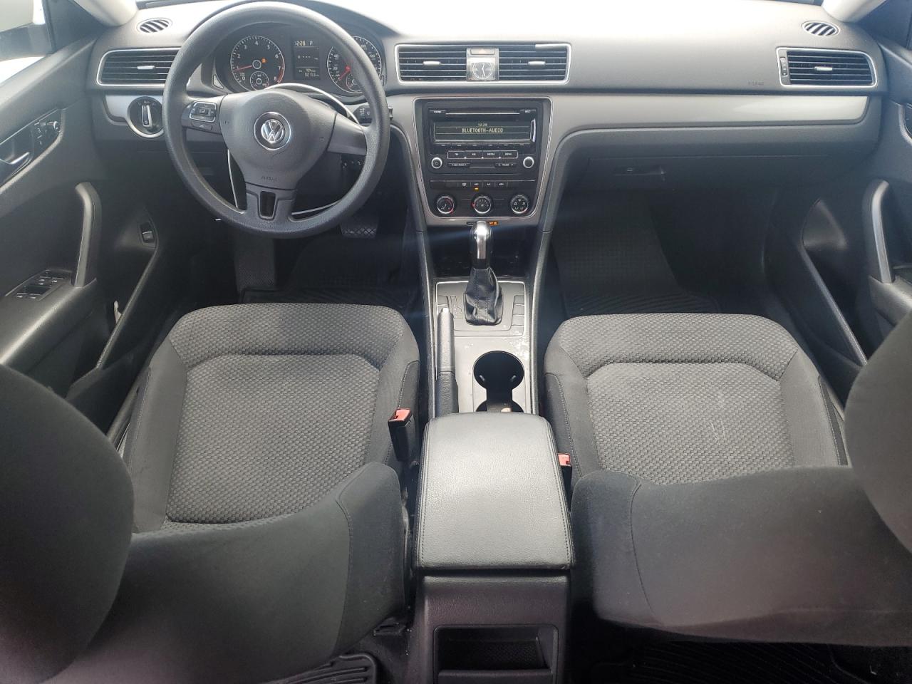 1VWAP7A34DC052217 2013 Volkswagen Passat S