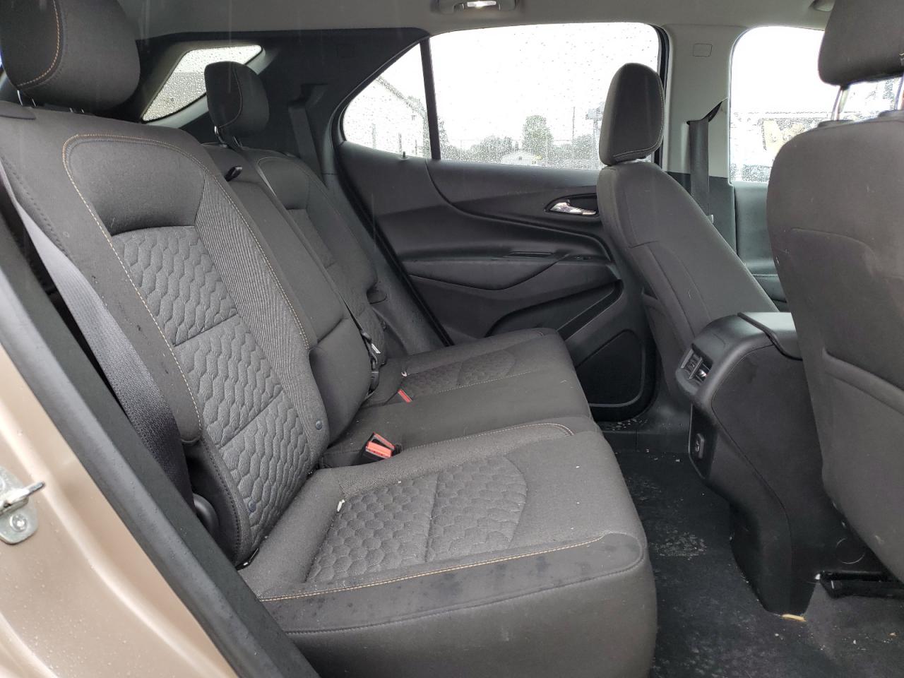 2GNAXKEV4K6205631 2019 Chevrolet Equinox Lt