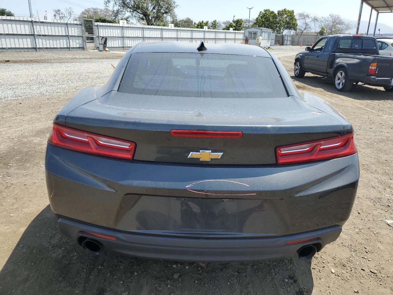 1G1FB1RS4G0122135 2016 Chevrolet Camaro Lt