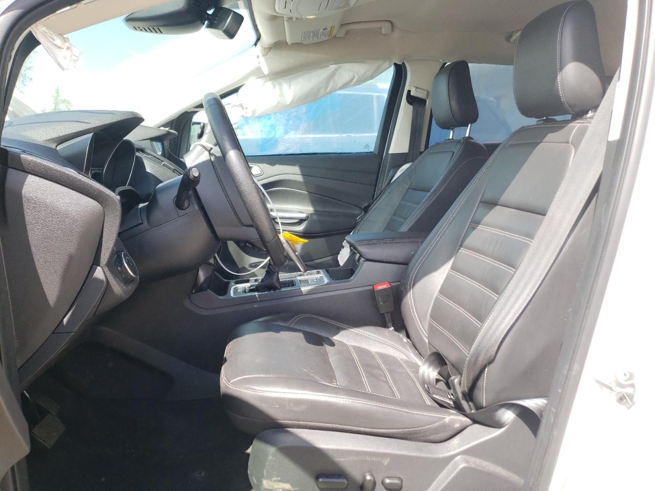 2018 Ford Escape Titanium vin: 1FMCU9J93JUA02639