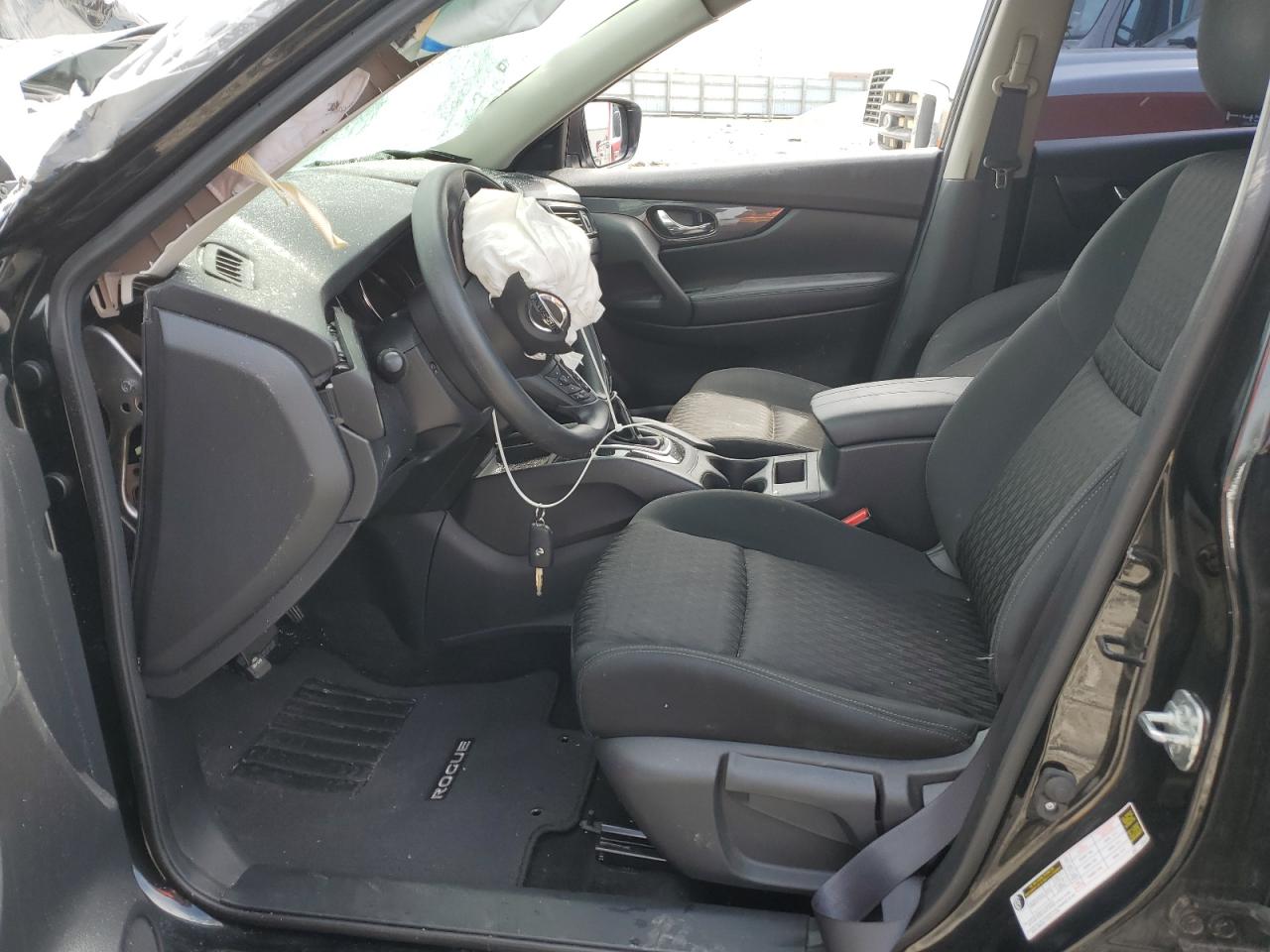 KNMAT2MV6JP527014 2018 Nissan Rogue S