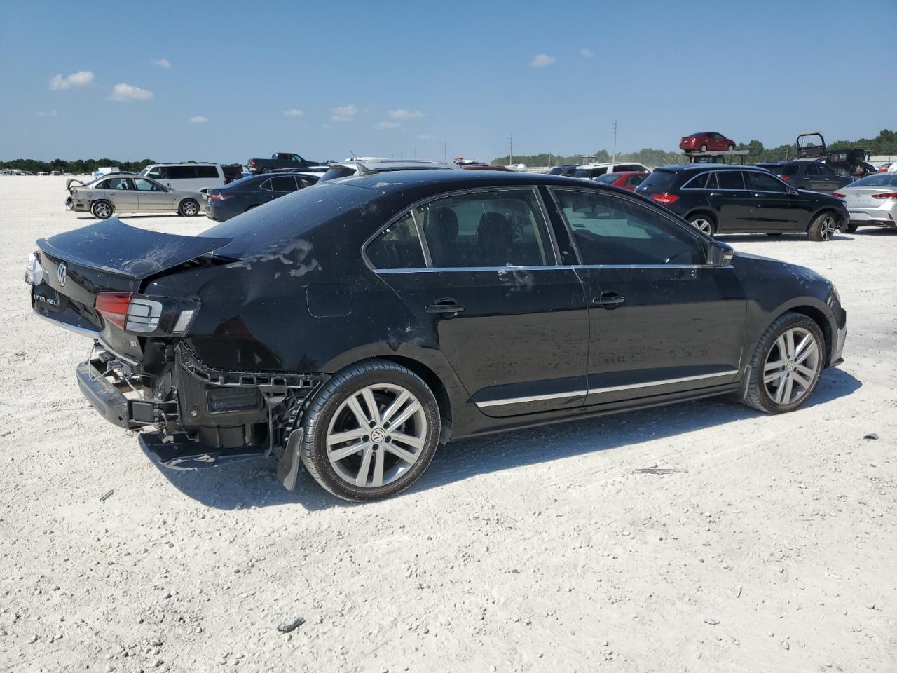 3VWL17AJ1HM401038 2017 Volkswagen Jetta Sel