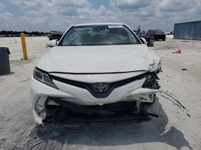 2018 Toyota Camry L VIN: JTNB11HK0J3002165 Lot: 54058214