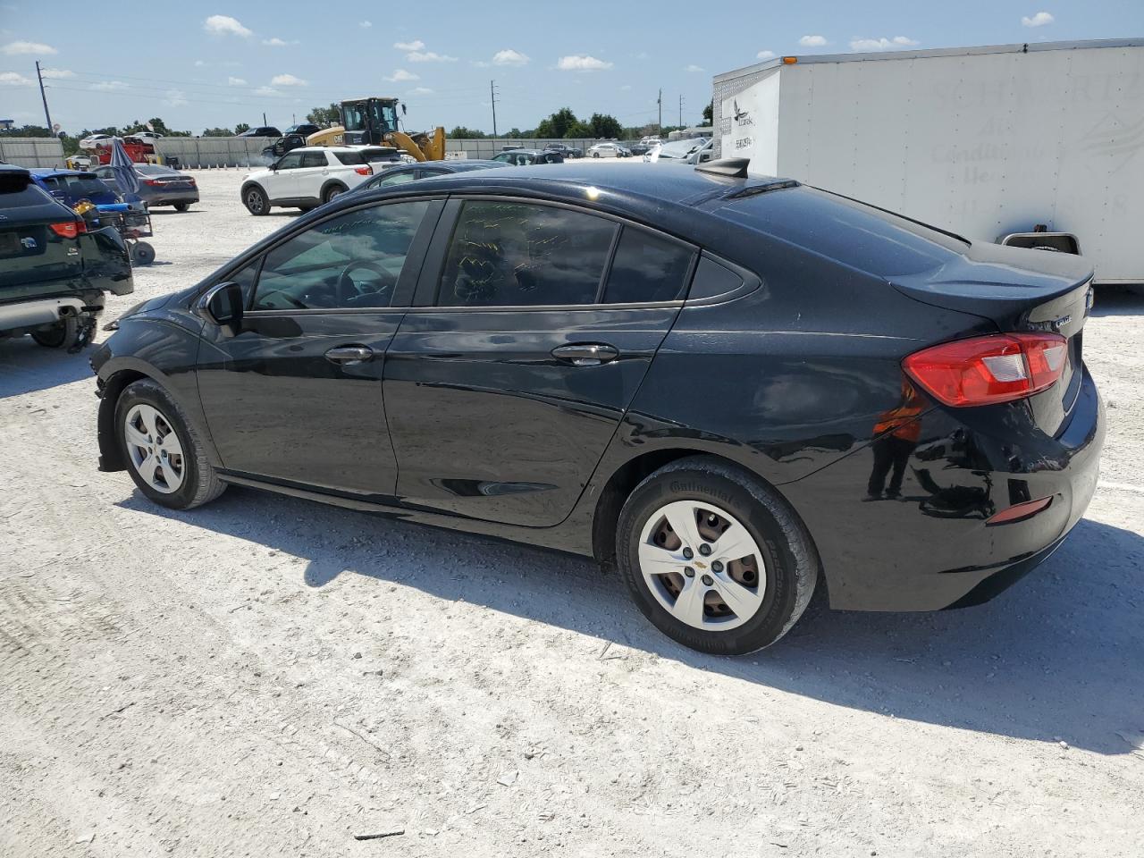 1G1BC5SM9J7141471 2018 Chevrolet Cruze Ls