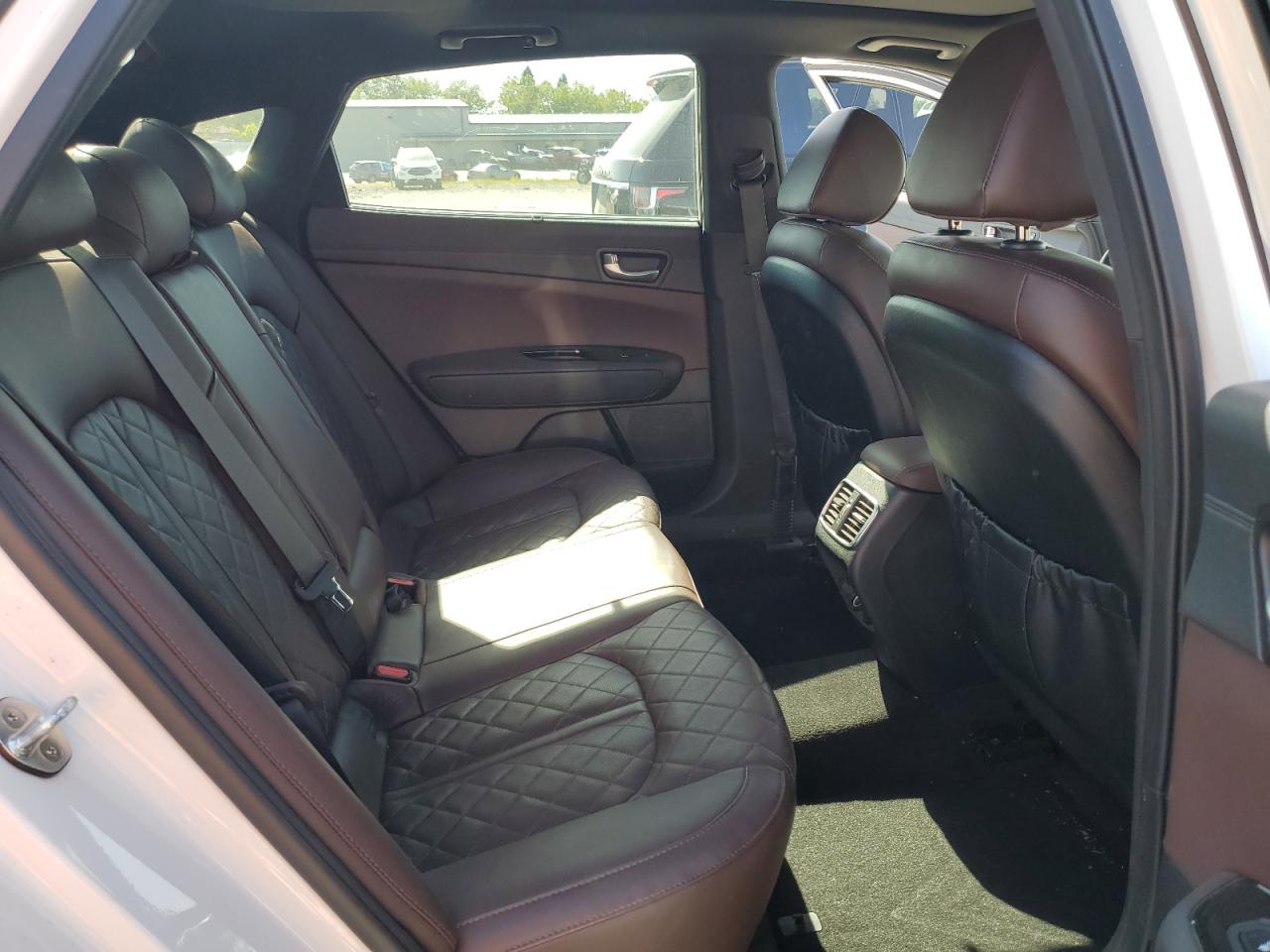 5XXGV4L28JG206722 2018 Kia Optima Sxl