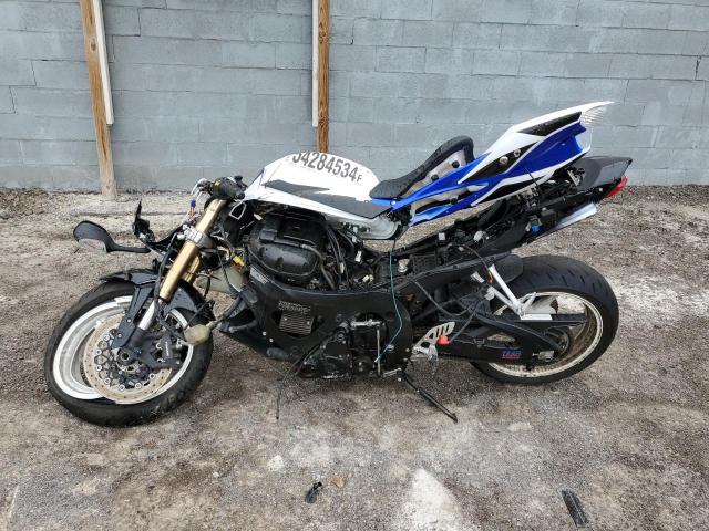 SUZUKI GSX-R600 2008 JS1GN7EA282108172 photo #4