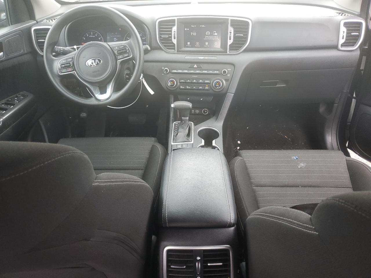 KNDPM3AC8J7418652 2018 Kia Sportage Lx