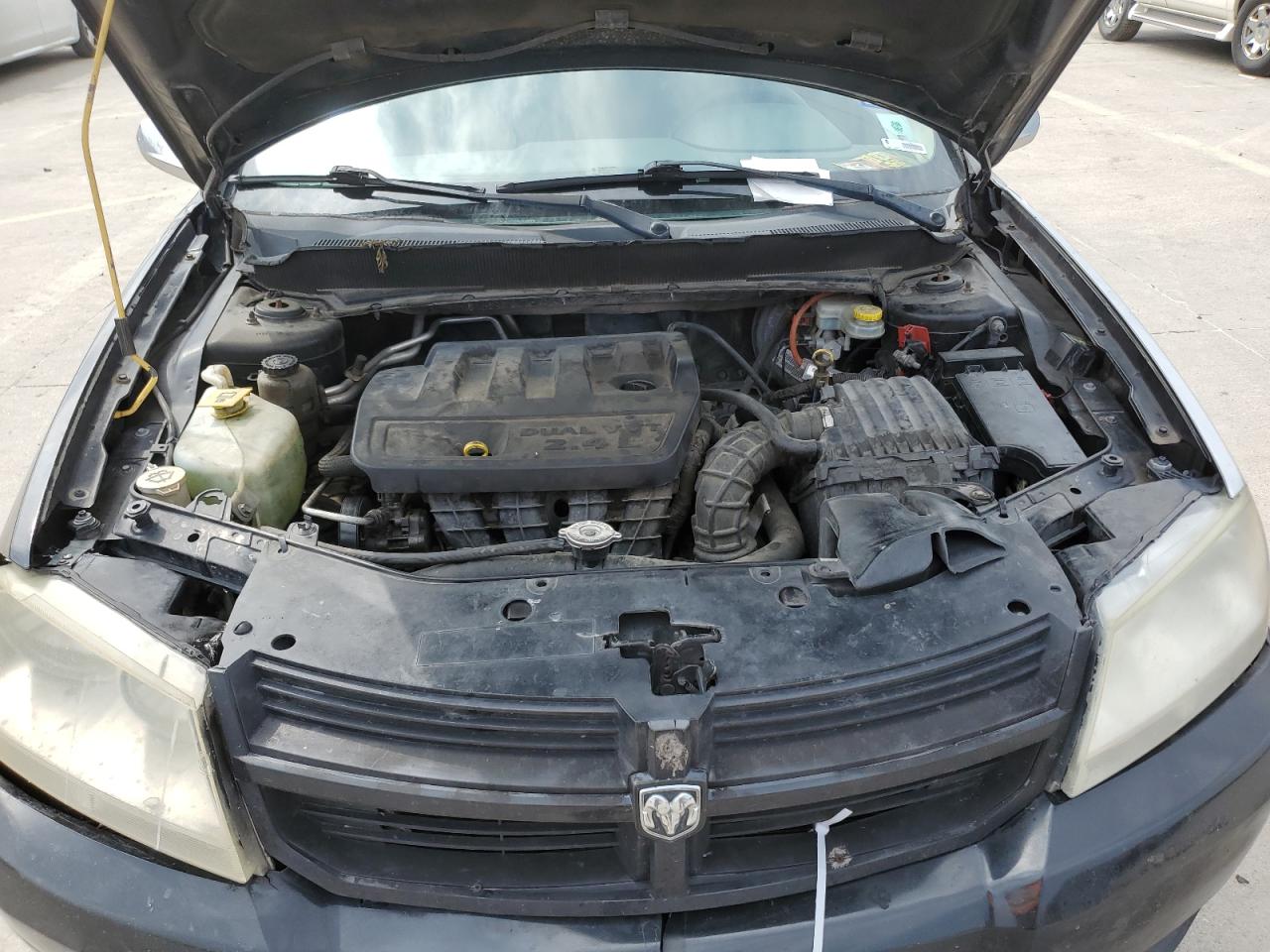 1B3LC46K68N280883 2008 Dodge Avenger Se