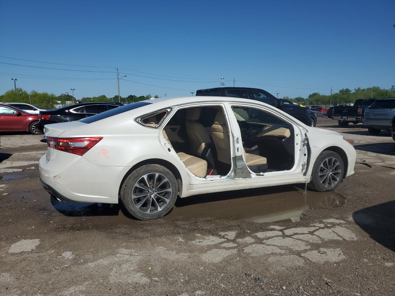 4T1BK1EB5GU204777 2016 Toyota Avalon Xle