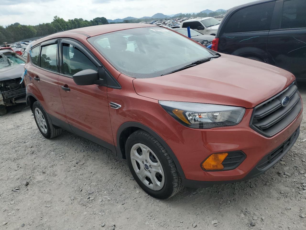 2019 Ford Escape S vin: 1FMCU0F71KUC44821