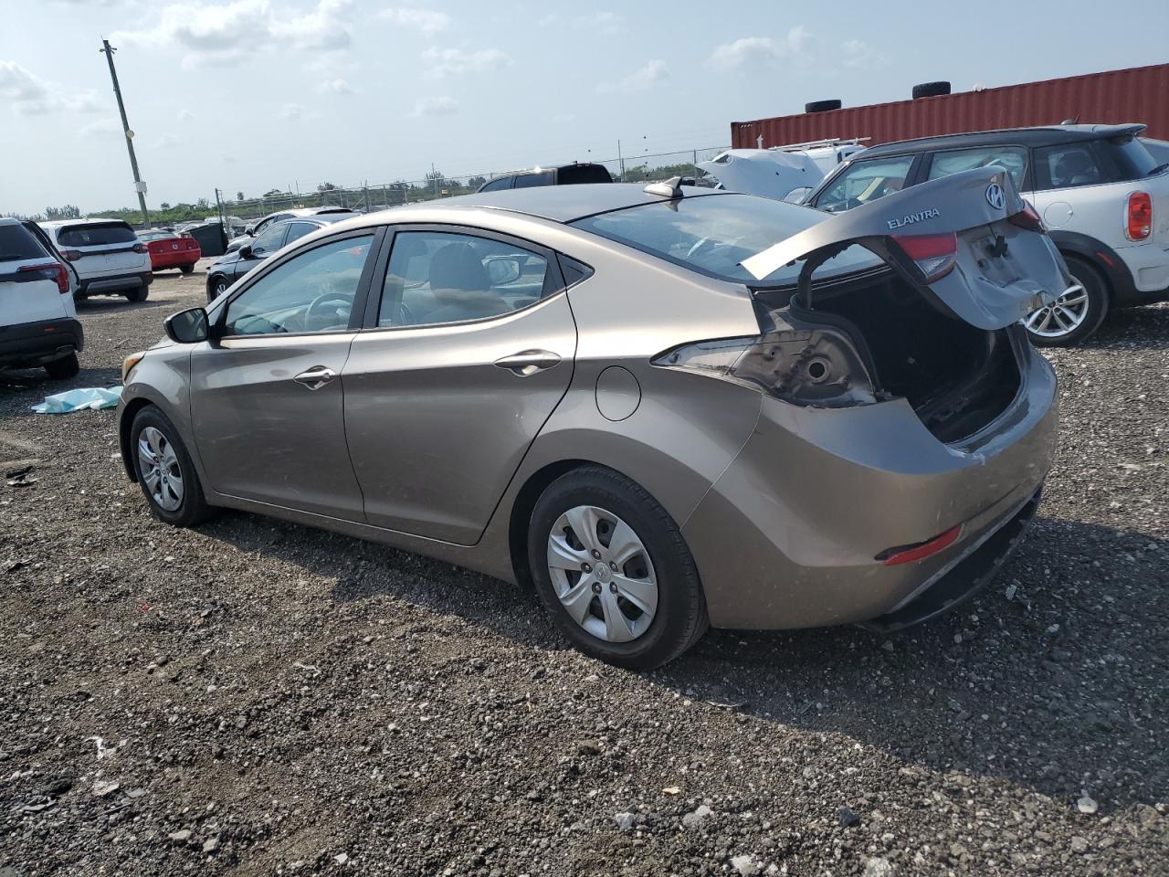 5NPDH4AEXGH754595 2016 Hyundai Elantra Se