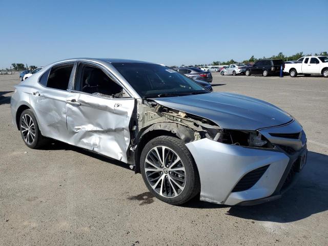 VIN 4T1G11AKXLU504159 2020 Toyota Camry, SE no.4