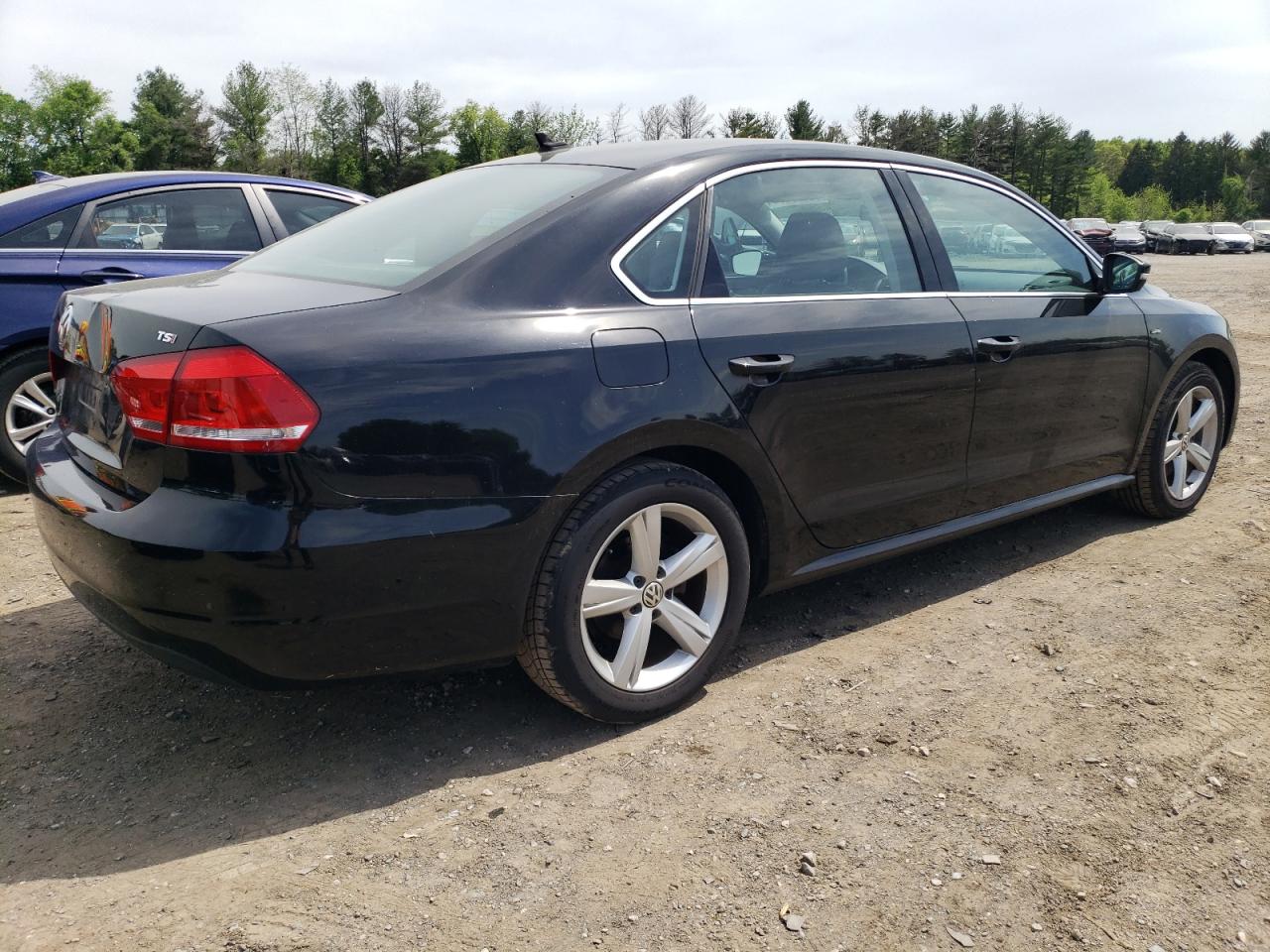 2015 Volkswagen Passat S vin: 1VWAT7A39FC106917