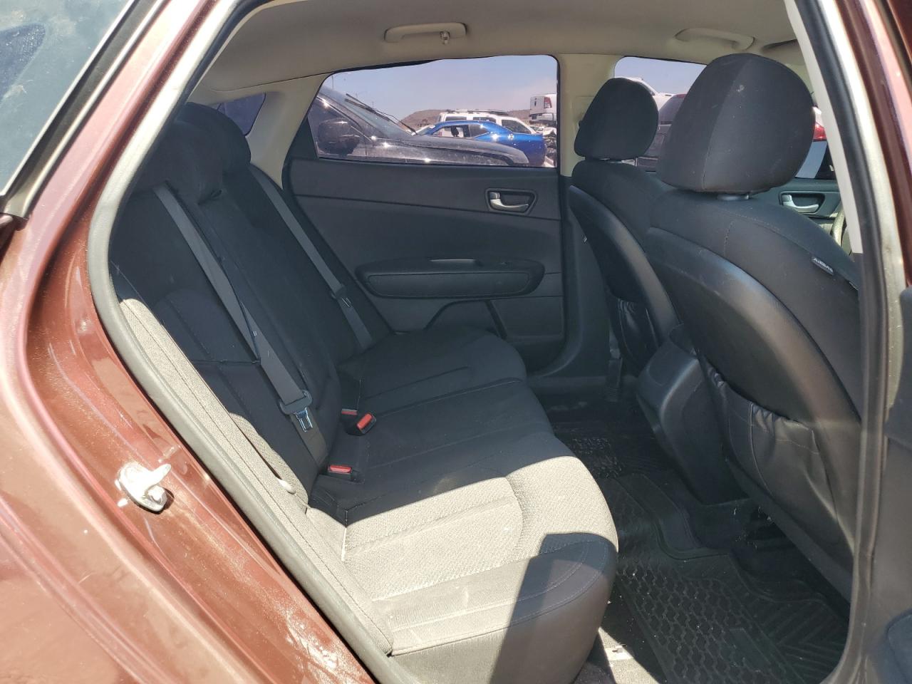 5XXGT4L37JG182363 2018 Kia Optima Lx