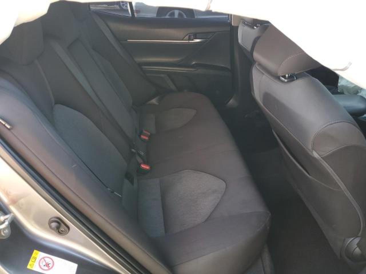 4T1B11HK9KU227552 2019 Toyota Camry L