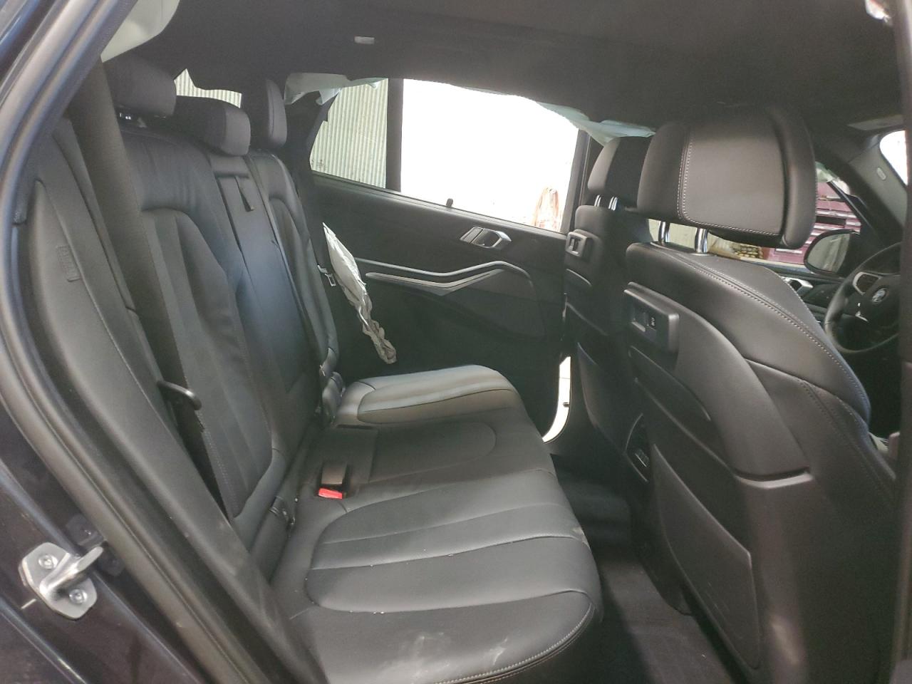 5UXJU4C04N9K70863 2022 BMW X5 M50I