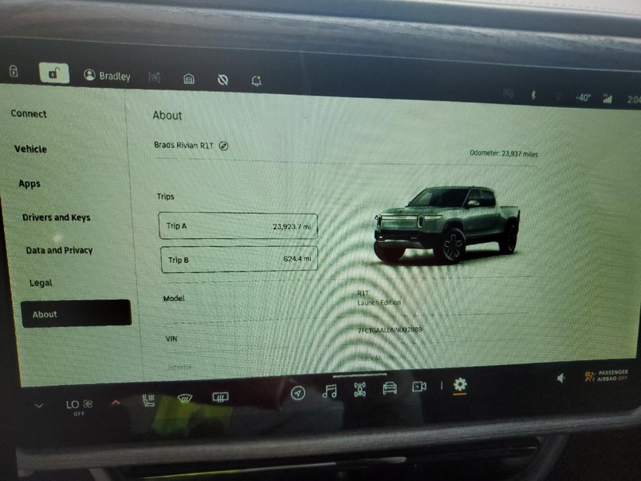 2022 Rivian R1T Launch Edition vin: 7FCTGAAL0NN002889