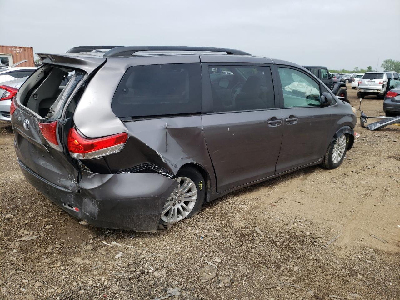 5TDYK3DC2DS345780 2013 Toyota Sienna Xle