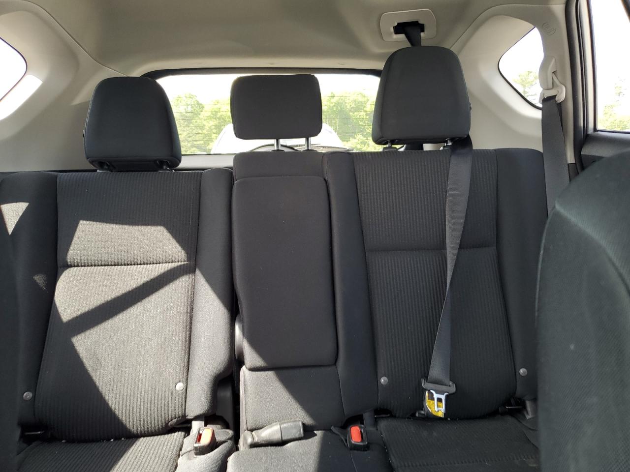 2T3BFREV5HW628353 2017 Toyota Rav4 Le