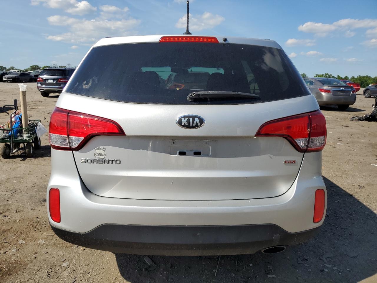 5XYKT3A67FG628810 2015 Kia Sorento Lx