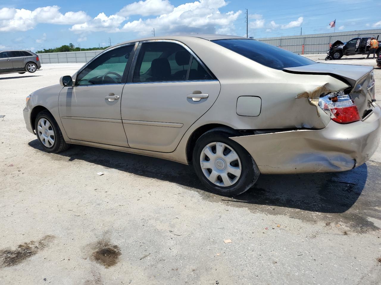 4T1BE32K84U836045 2004 Toyota Camry Le