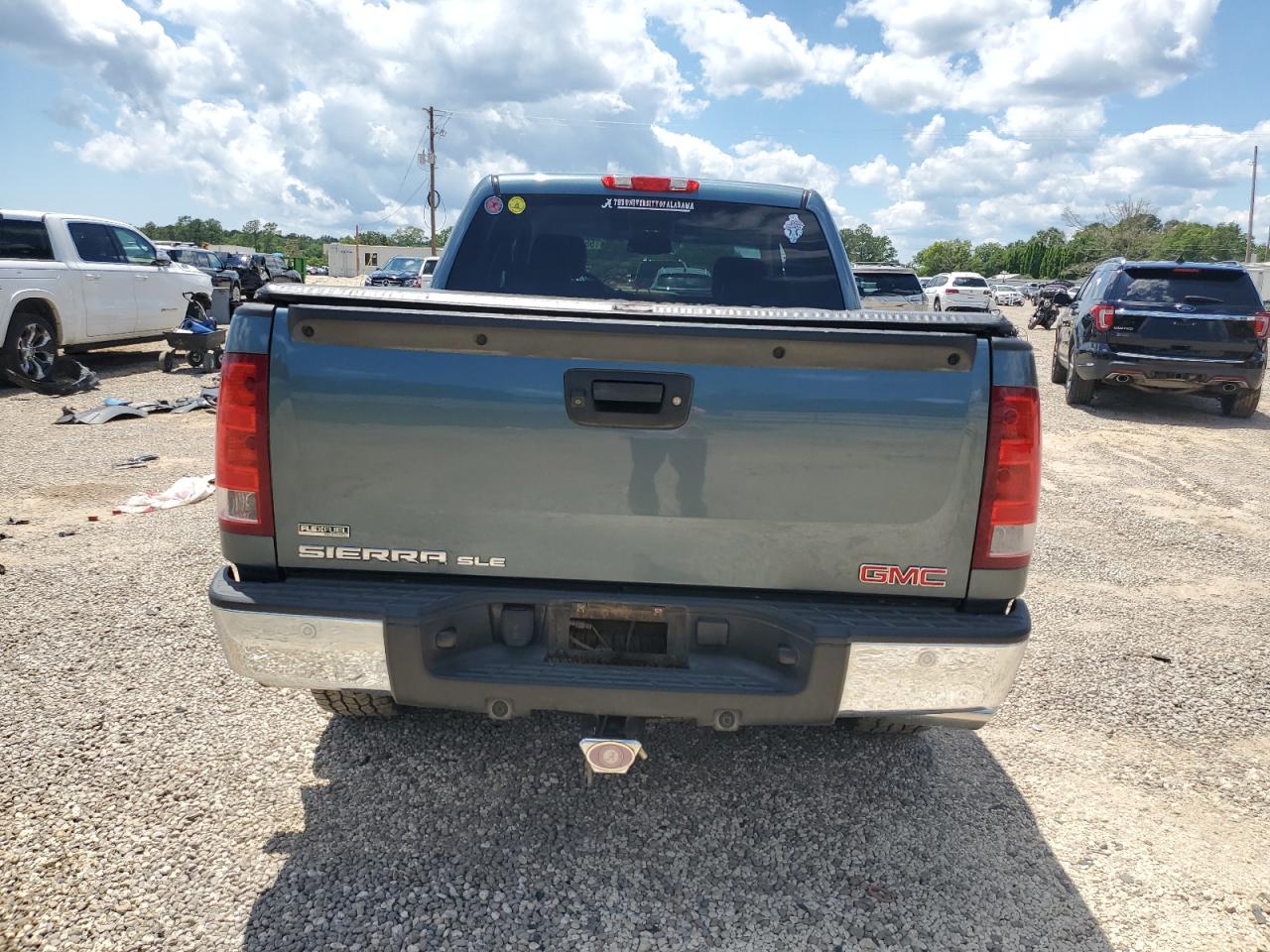 3GTP2VE32BG370812 2011 GMC Sierra K1500 Sle