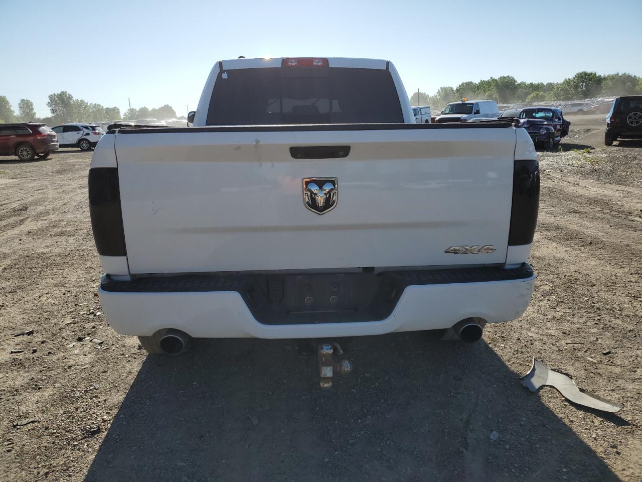 1C6RR7UT5FS682646 2015 Ram 1500 Sport