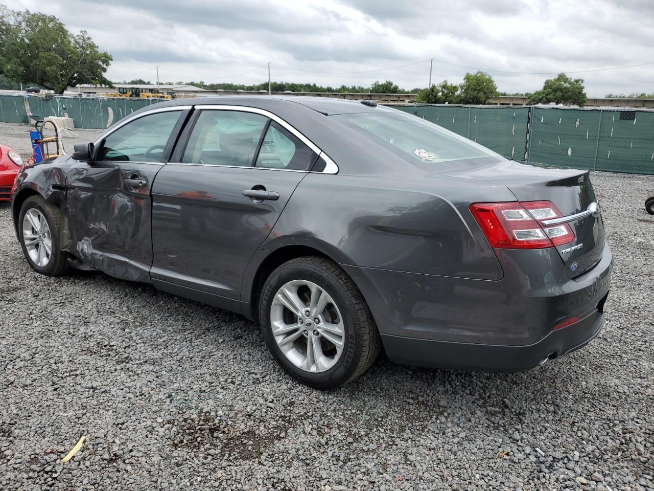 1FAHP2D83KG100300 2019 Ford Taurus Se