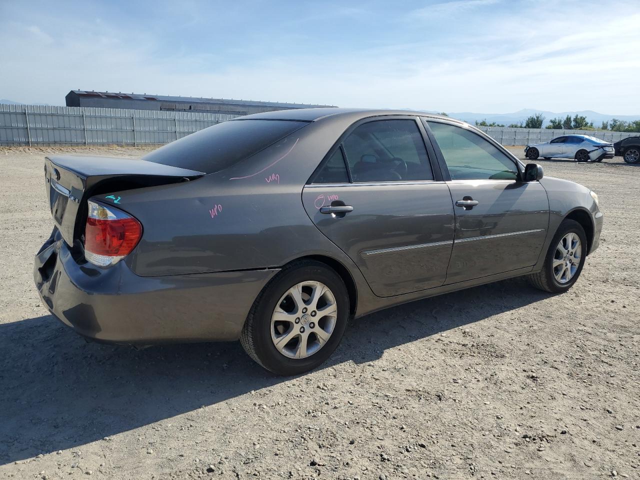 4T1BE30K15U985286 2005 Toyota Camry Le