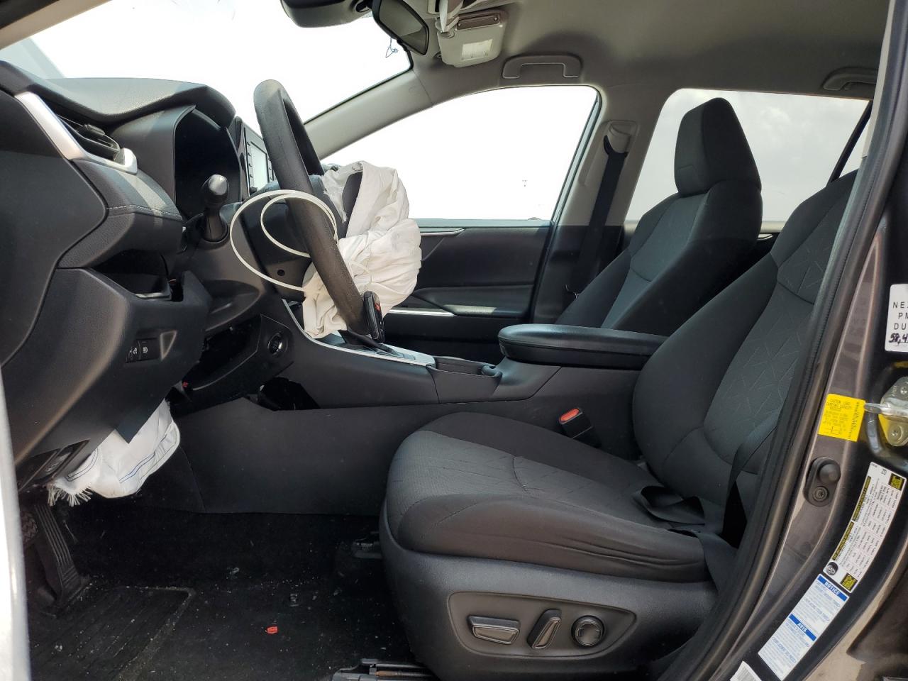 2T3P1RFV9LC102112 2020 Toyota Rav4 Xle