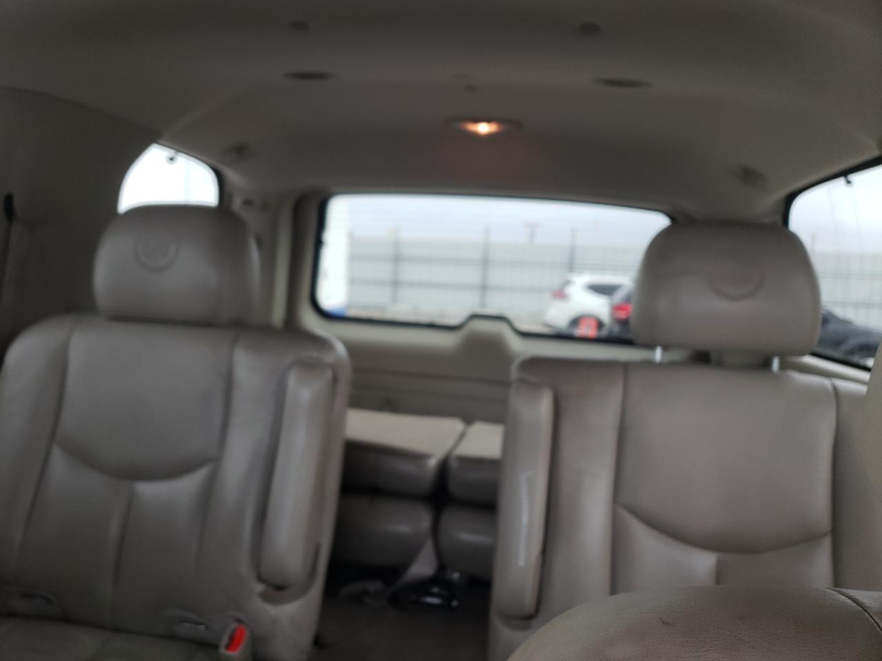 1GYEK63N74R196489 2004 Cadillac Escalade Luxury